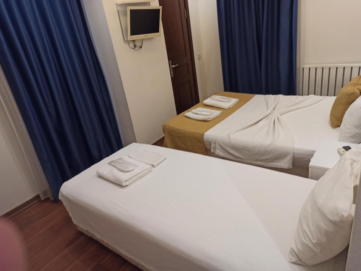 Buyukada Comfort Otel Adalar Exteriér fotografie